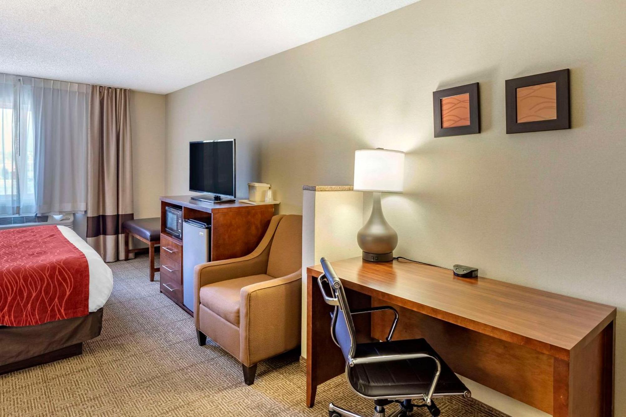 Comfort Inn Denver West Arvada Station Wheat Ridge Exterior foto