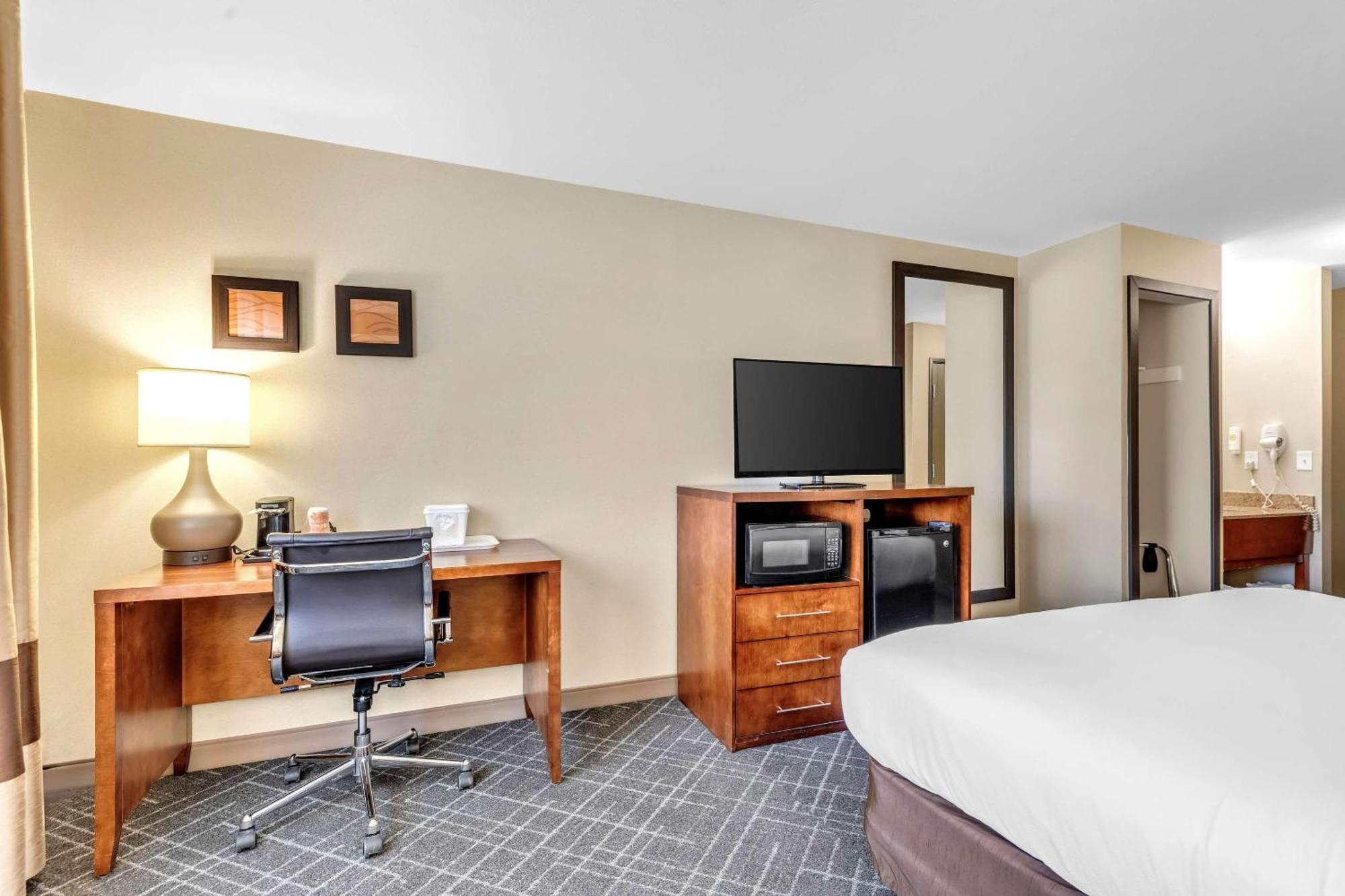 Comfort Inn Denver West Arvada Station Wheat Ridge Exterior foto